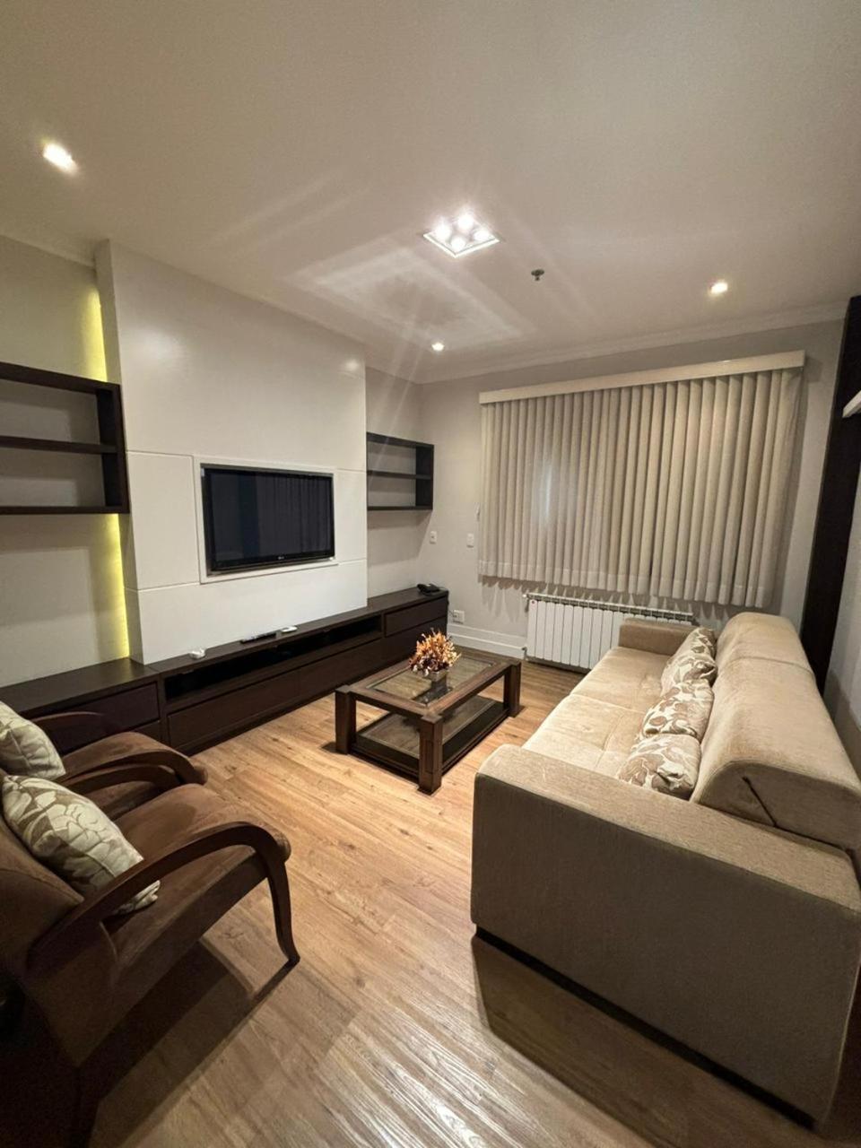 Apart-Hotel Em Gramado, Padrao 4 Estrelas, No Centro Ngoại thất bức ảnh